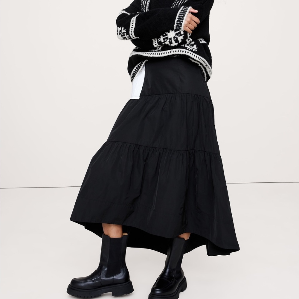 Banana Republic Black High Low Skirt